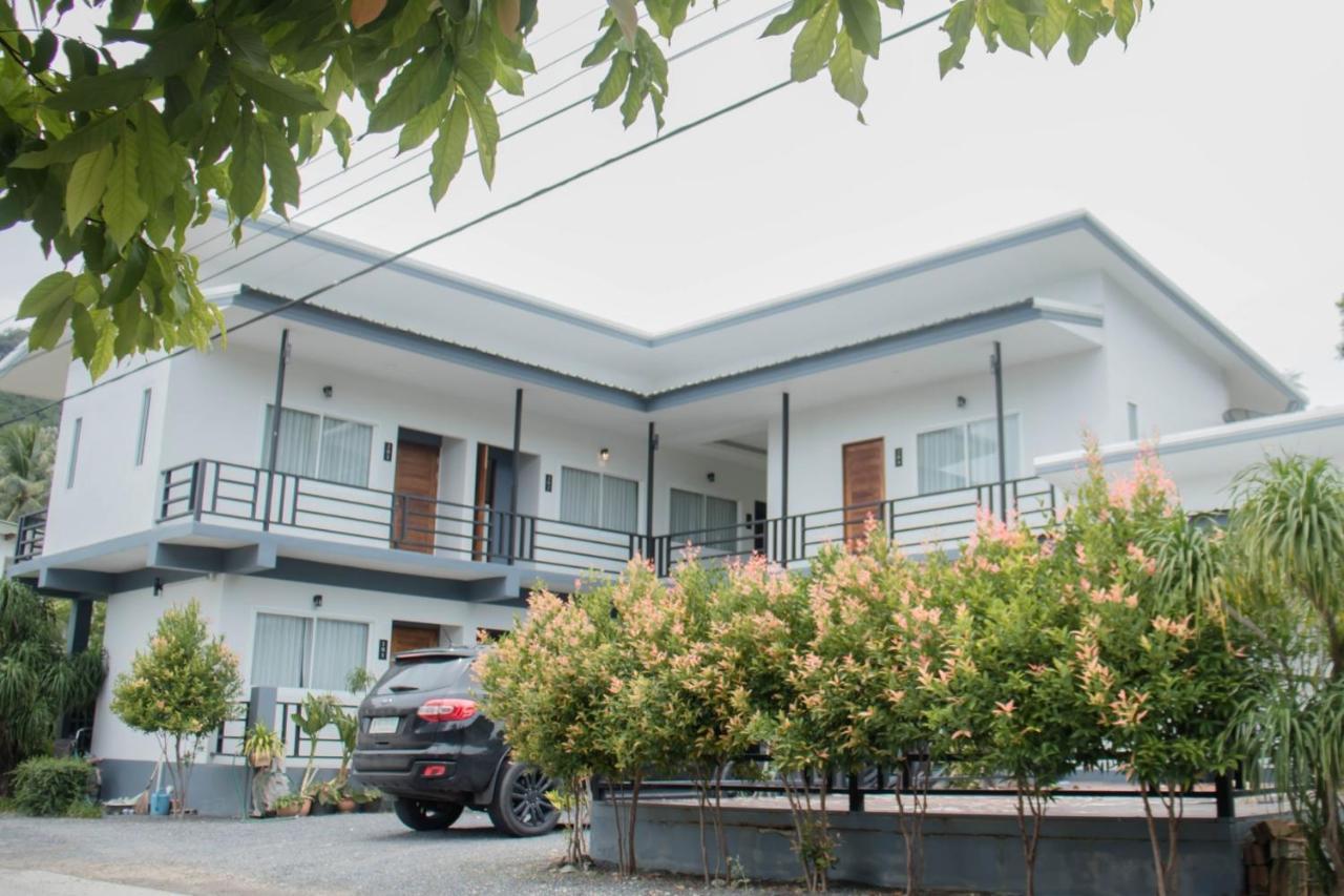 Отель Nangkam Boutique Donsak Ban Pheng Krong Экстерьер фото