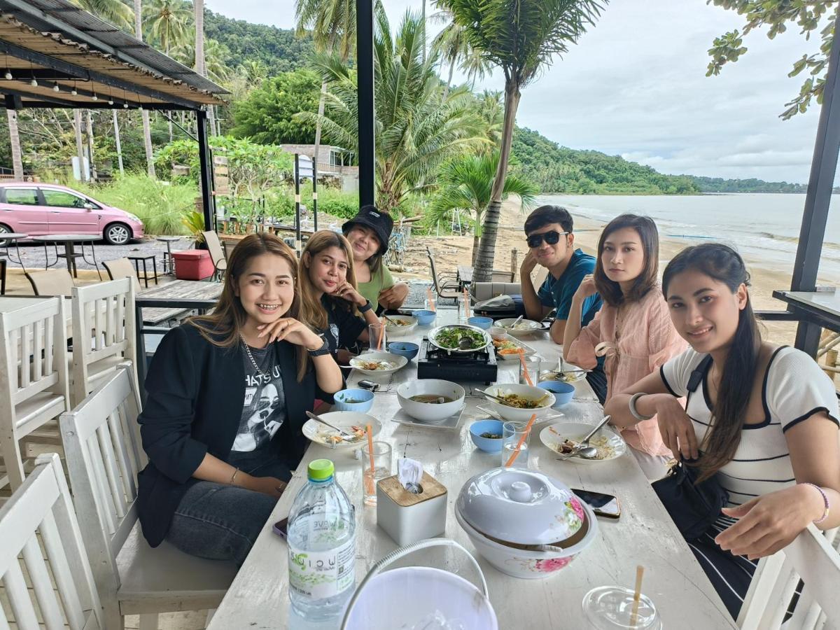 Отель Nangkam Boutique Donsak Ban Pheng Krong Экстерьер фото
