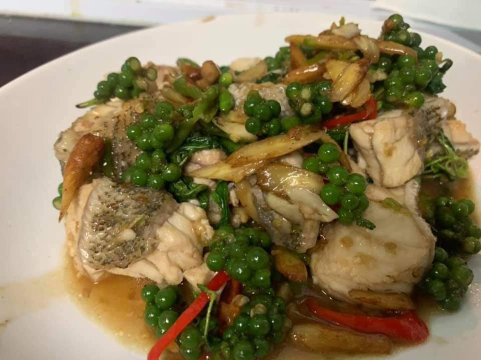 Отель Nangkam Boutique Donsak Ban Pheng Krong Экстерьер фото