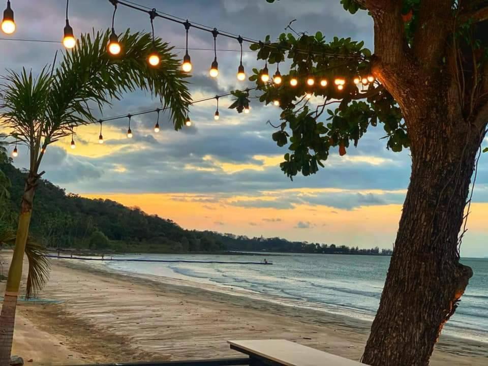 Отель Nangkam Boutique Donsak Ban Pheng Krong Экстерьер фото